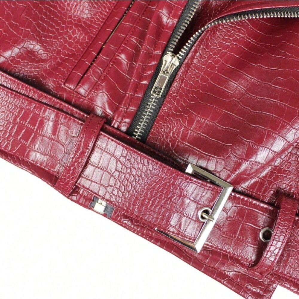 Red Casual Women's Faux Fur Crocodile Print Jacket - Picture 8 of 8